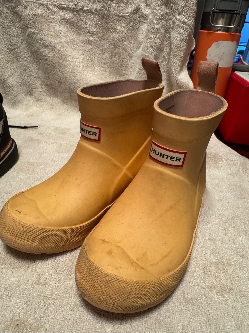 Hunter Kids very light pink Short Rain Boots